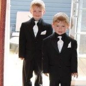 Meet your Posher, Dot